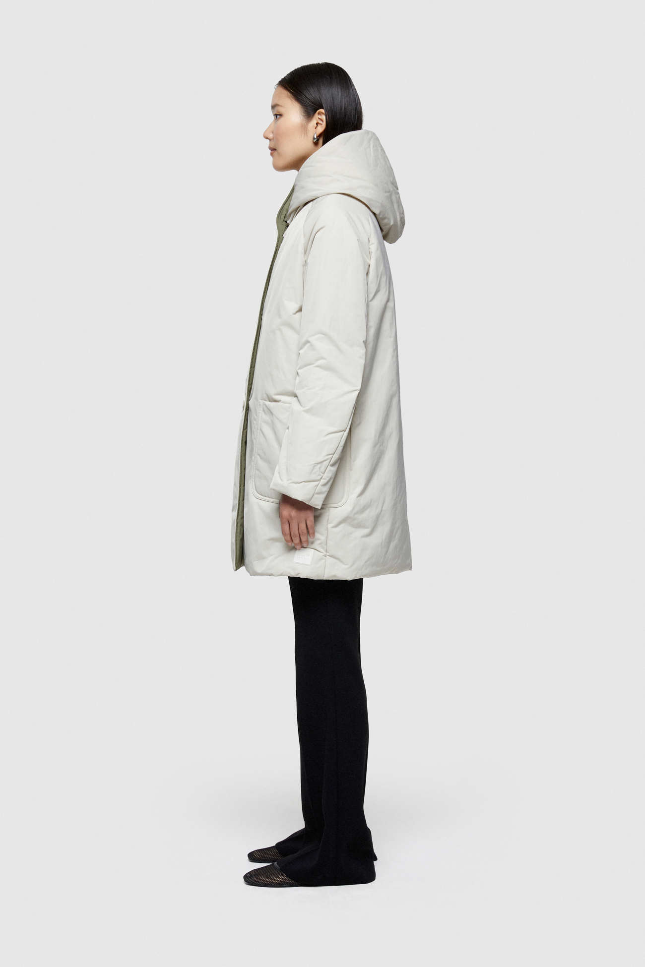 SHAPE MEMORY NYLON REVERSIBLE HOODED RAINCOAT 9410 - CREAM