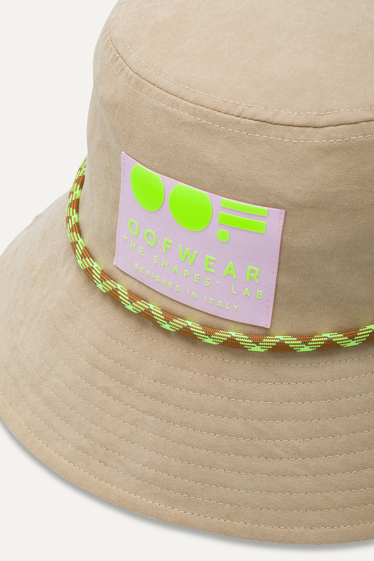 BUCKET HAT IN PEACHSKIN NYLON 2008 - CAMEL - OOF WEAR