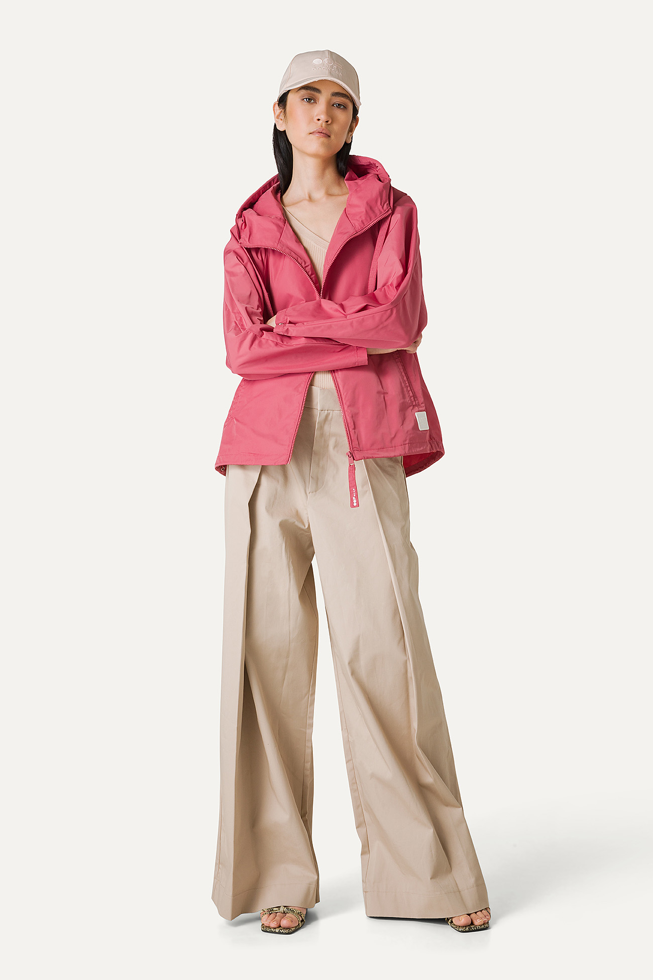 SHORT JACKET IN MEMORY NYLON WITH GATHERED BACK 9139 - OLD ROSE - OOF WEAR