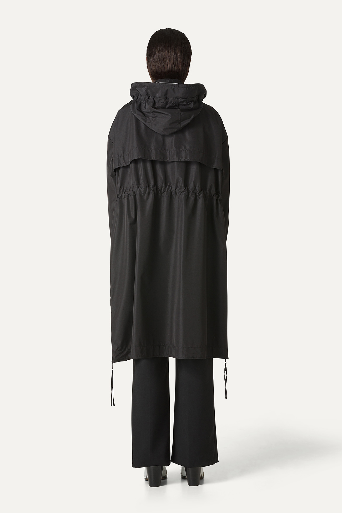 GIACCA LUNGA IN NYLON CON INTERNO ARGENTO 9216 - NERO - OOF WEAR
