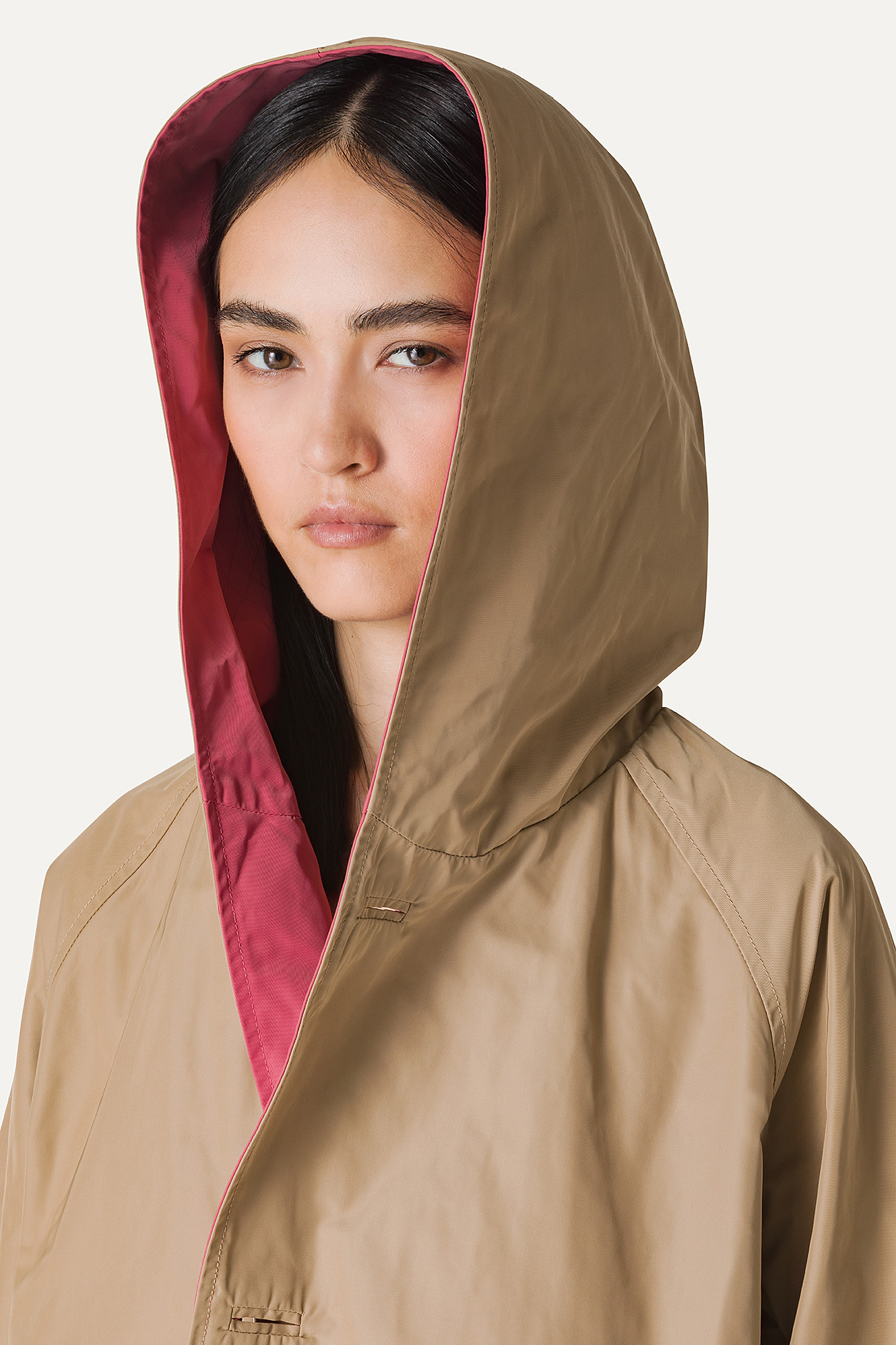 REVERSIBLE HOODED RAINCOAT IN MEMORY NYLON 9411 - OLD ROSE/BEIGE - OOF WEAR