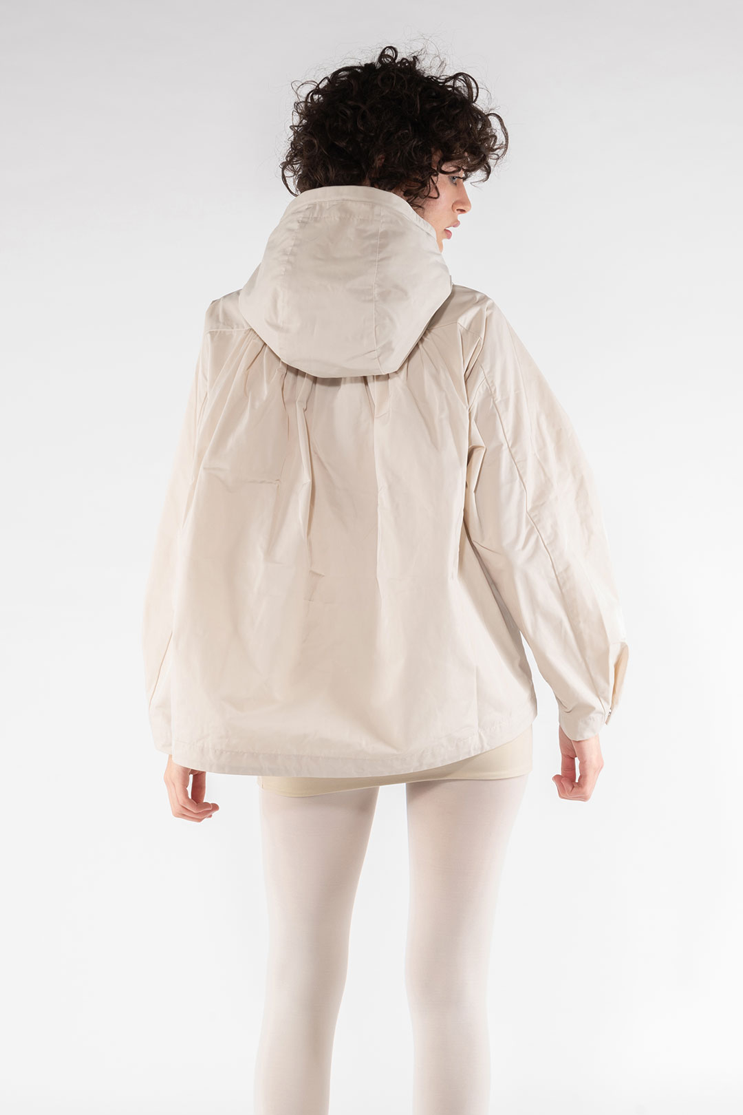 GIACCA CORTA 9139 IN NYLON MEMORY - PANNA - OOF WEAR