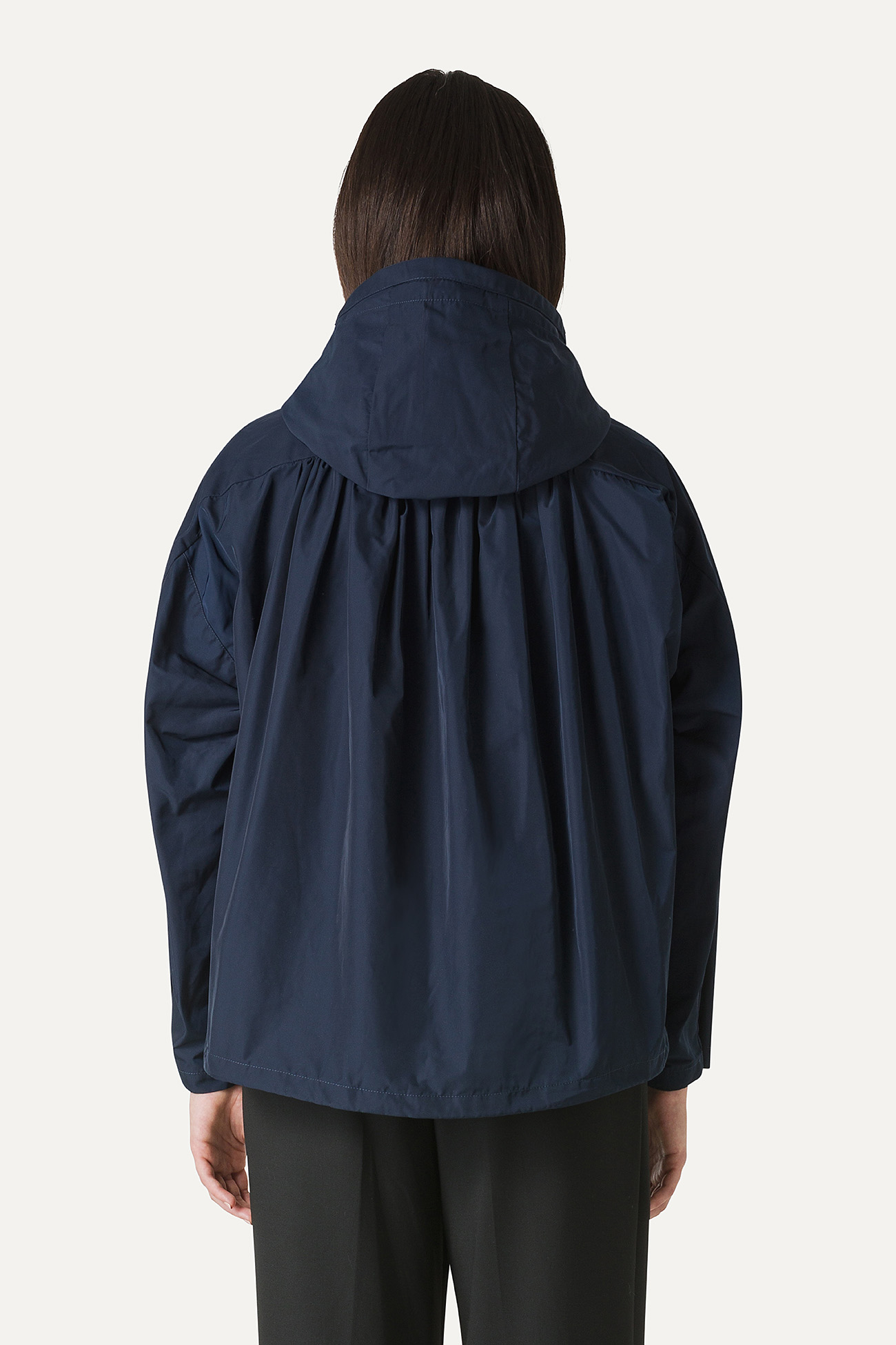 SHORT JACKET IN MEMORY NYLON WITH GATHERED BACK 9139 - MIDNIGHT BLUE - OOF WEAR