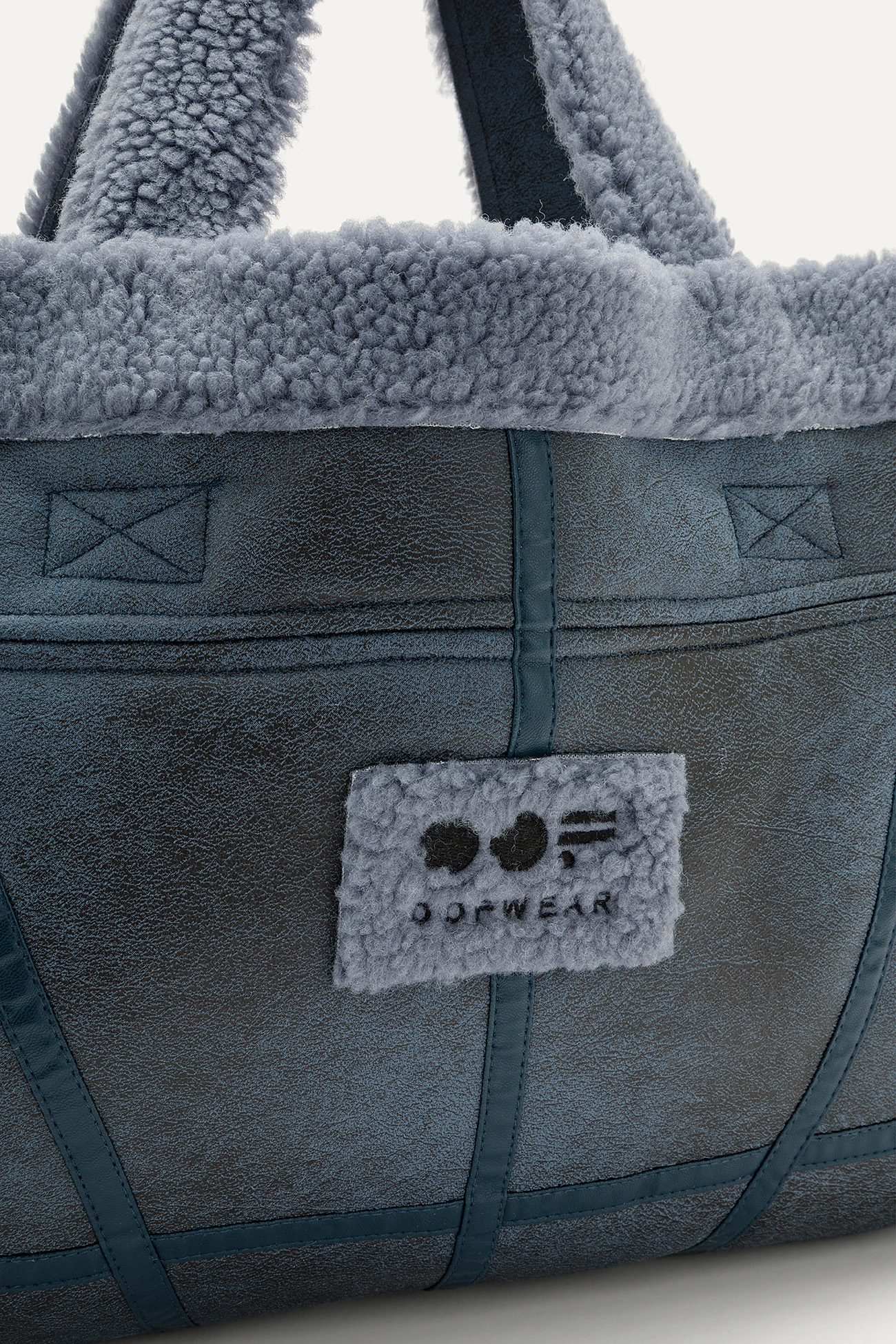 REVERSIBLE ECO-SHEEPSKIN BAG 3091 - CERULEAN/SUGAR PAPER - OOF WEAR